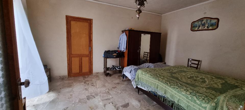 Casa singola in Vendita a Palazzo Adriano Centro storico (Palermo)