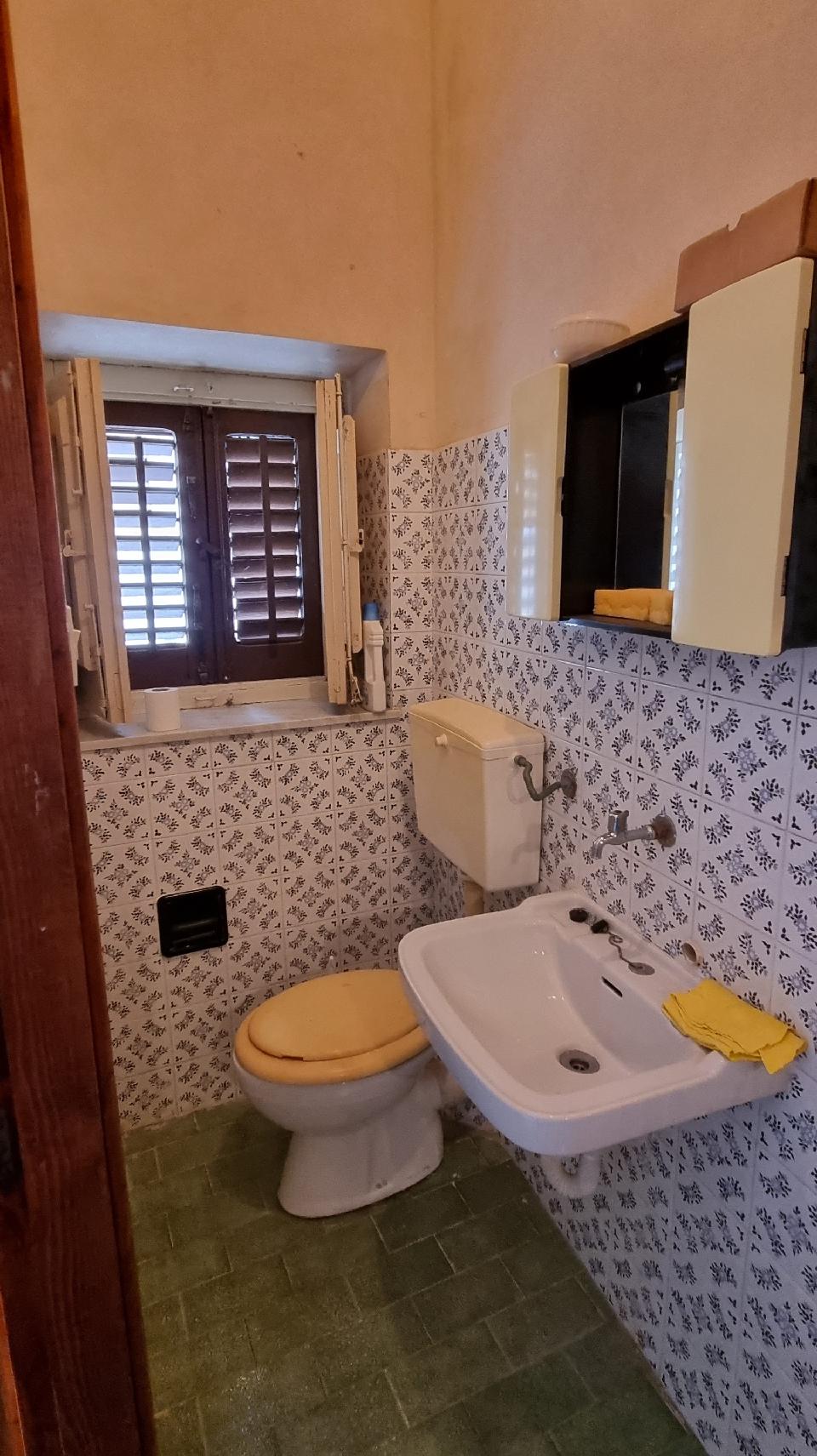Casa singola in Vendita a Palazzo Adriano Centro storico (Palermo)
