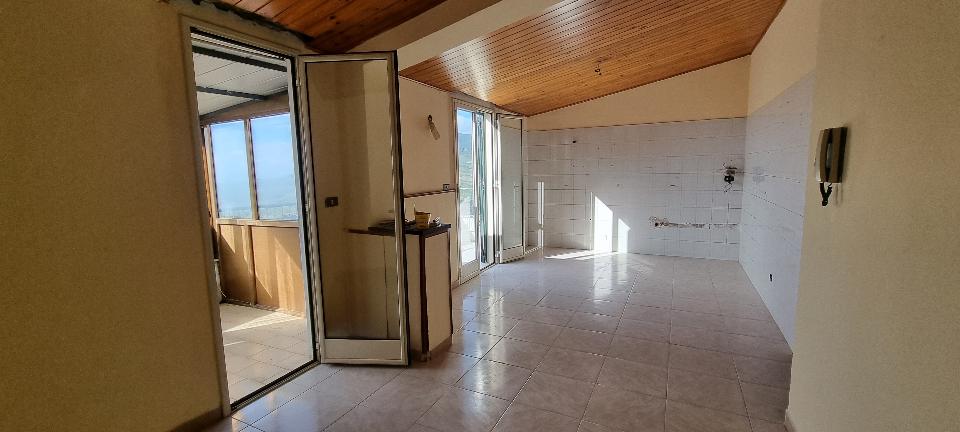 Casa singola in Vendita a Giuliana Centro Storico (Palermo)