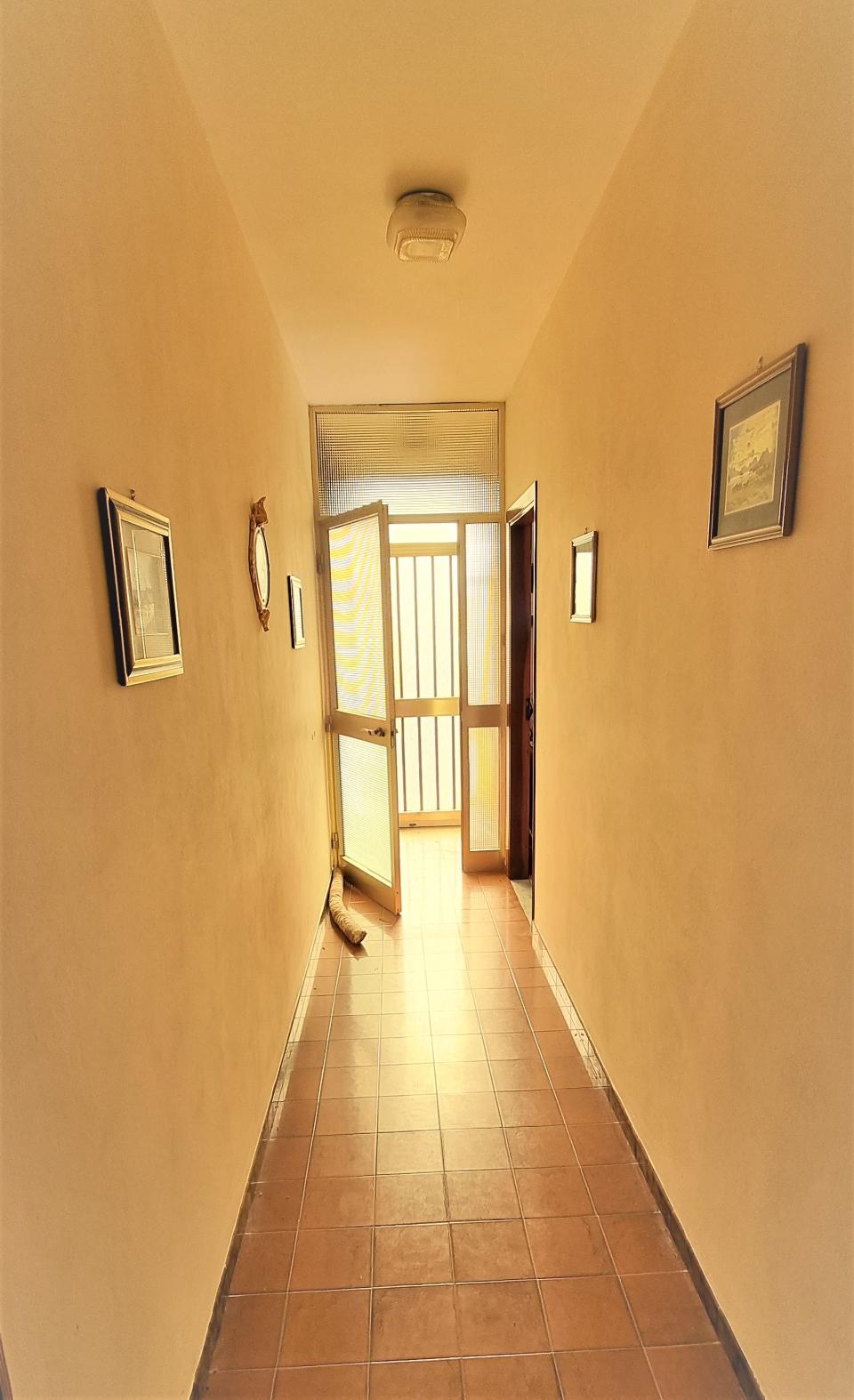 Casa singola in Vendita a Giuliana Centro Storico (Palermo)