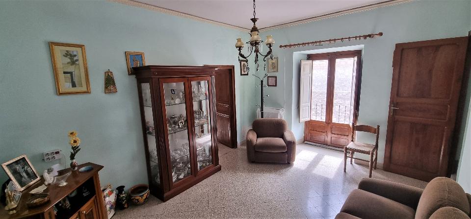 Casa singola in Vendita a Chiusa Sclafani centro storico (Palermo)