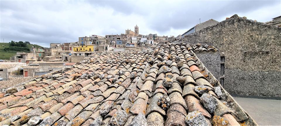Casa singola in Vendita a Giuliana Centro Storico (Palermo)