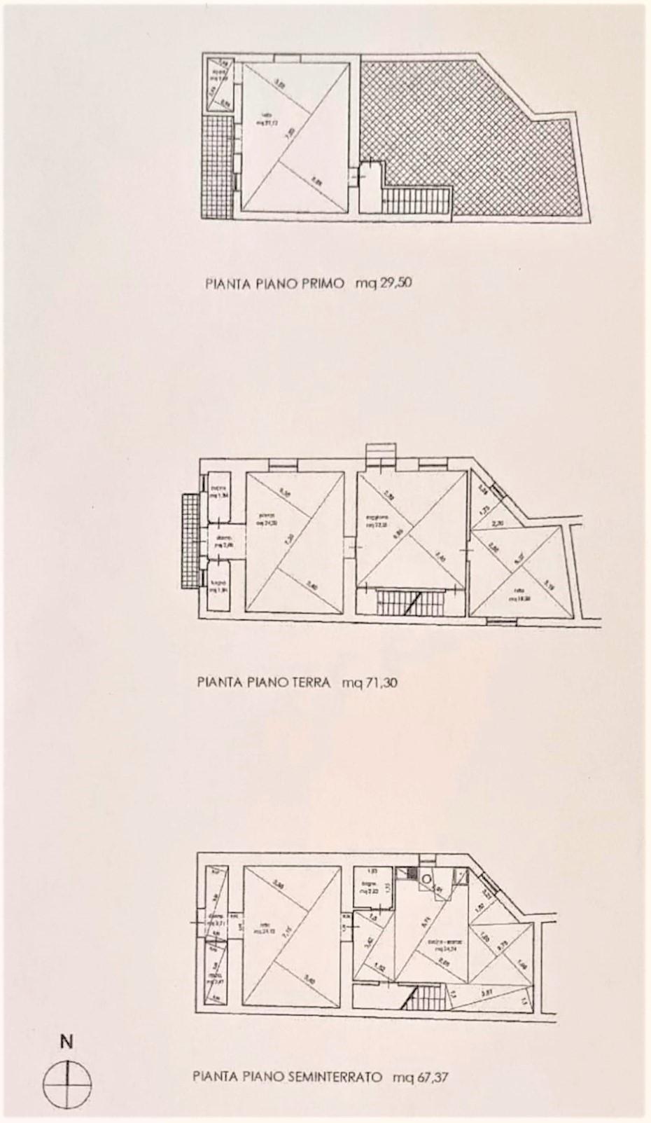 Casa singola in Vendita a Giuliana Centro Storico (Palermo)