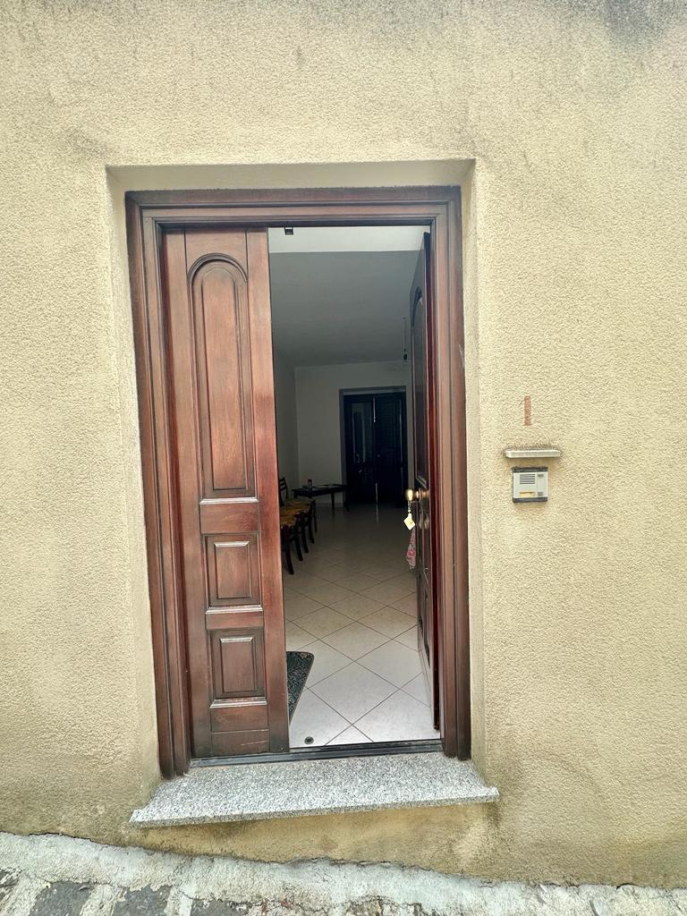 Casa singola in Vendita a Giuliana Centro Storico (Palermo)