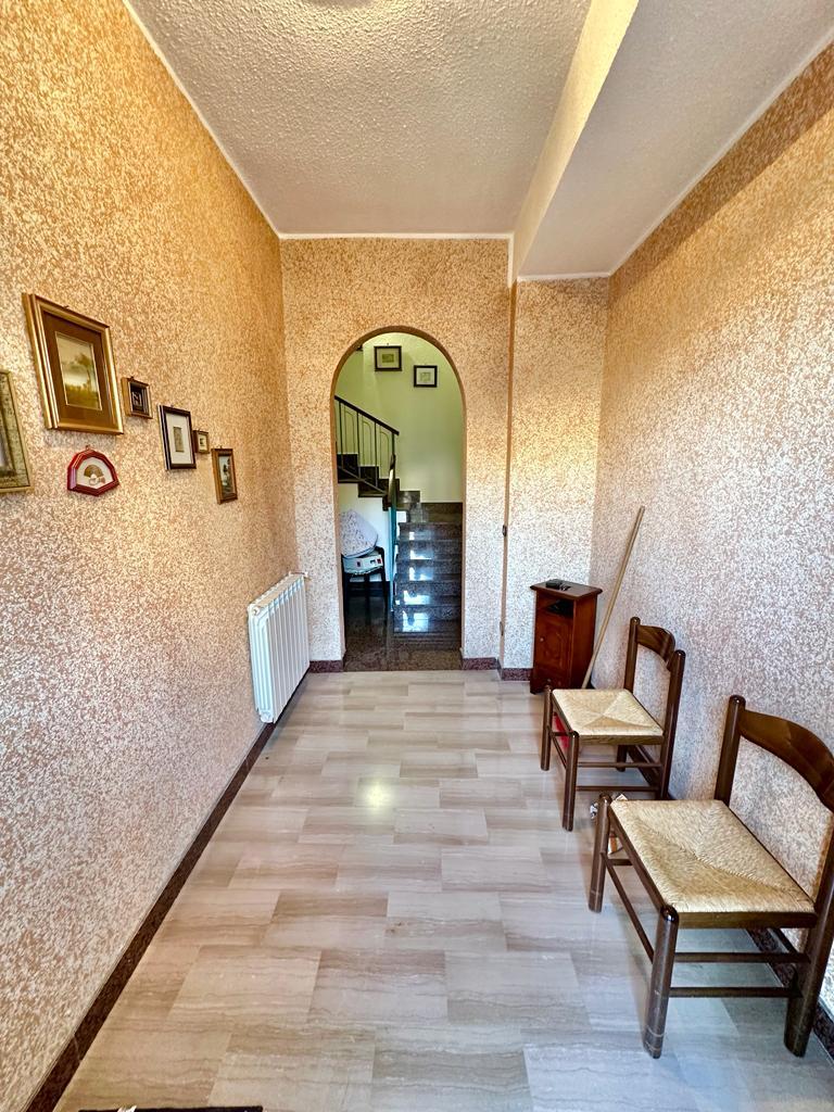 Casa singola in Vendita a Giuliana Centro Storico (Palermo)