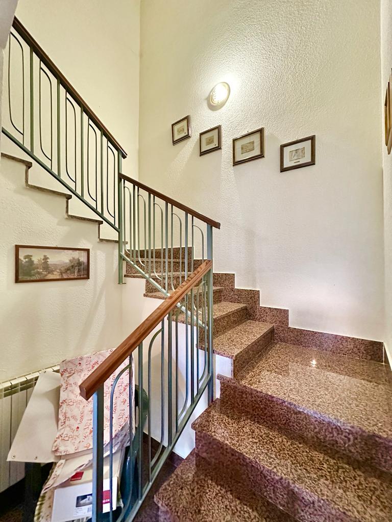Casa singola in Vendita a Giuliana Centro Storico (Palermo)