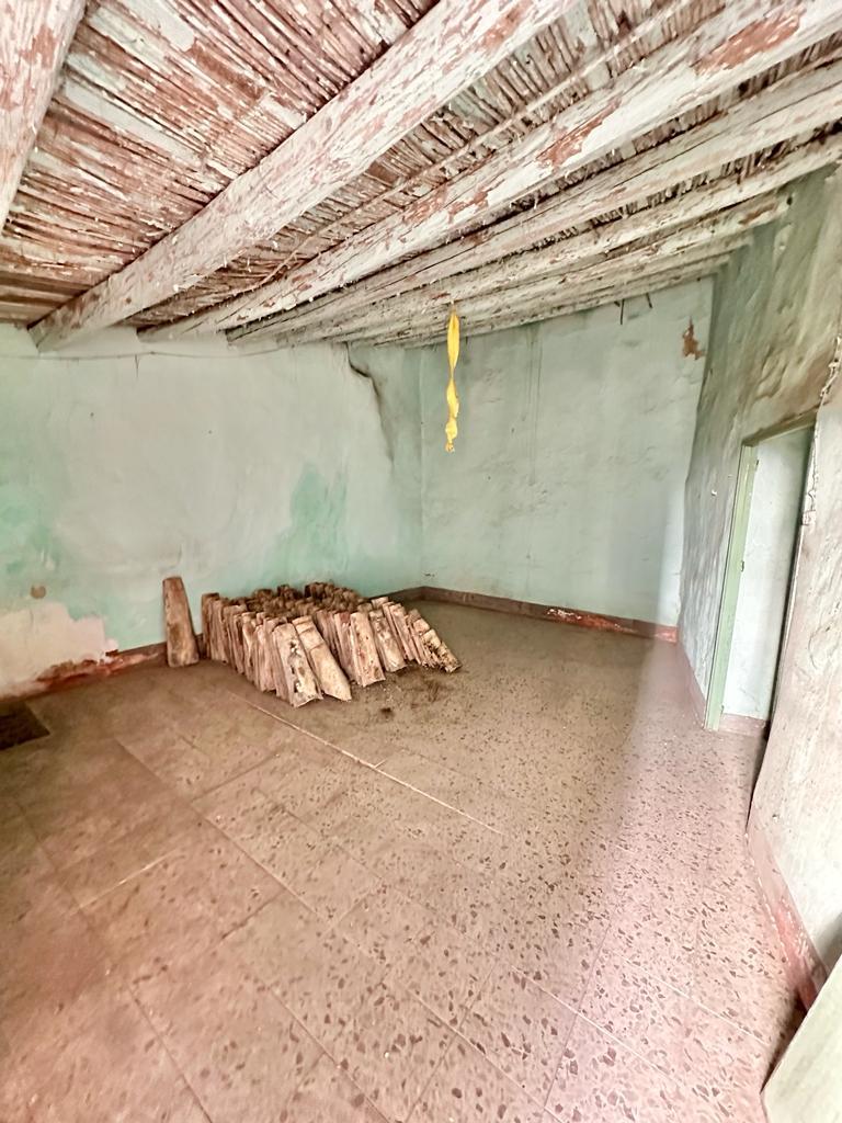 Casa singola in Vendita a Giuliana Centro Storico (Palermo)