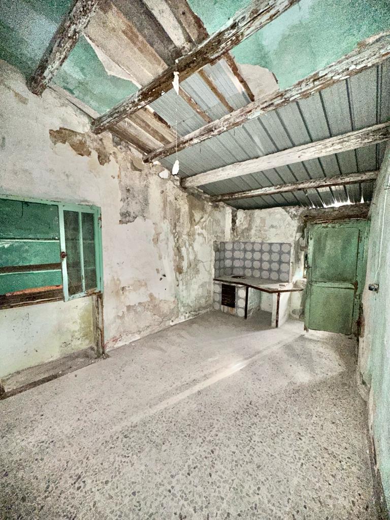 Casa singola in Vendita a Giuliana Centro Storico (Palermo)