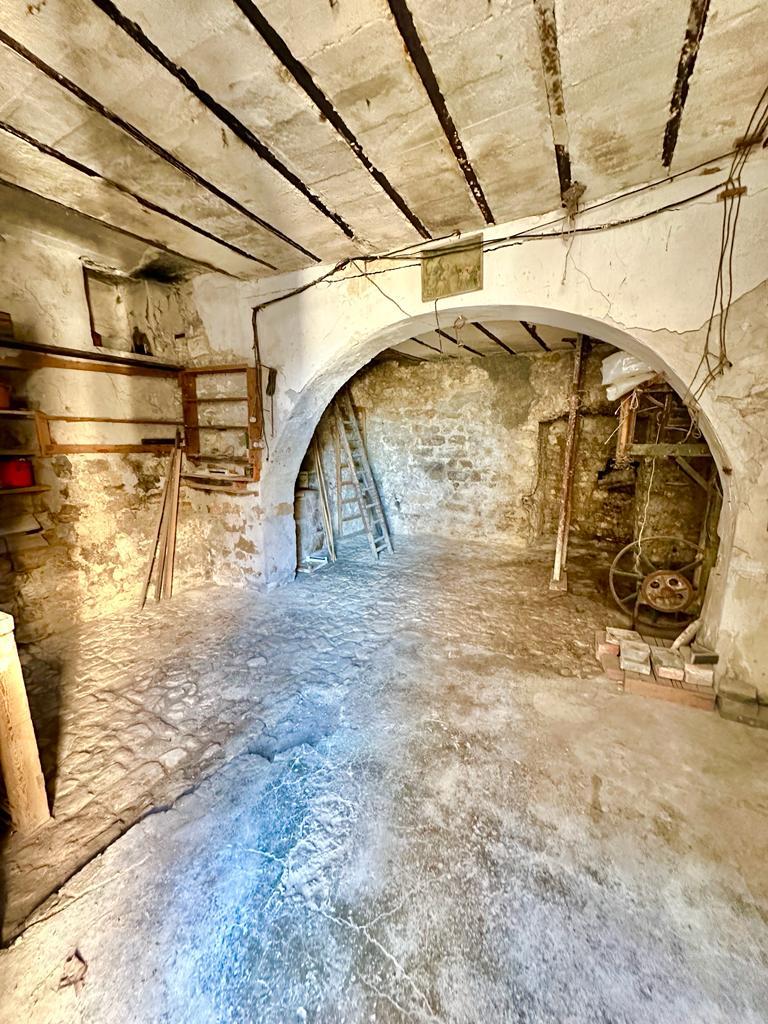Casa singola in Vendita a Giuliana Centro Storico (Palermo)