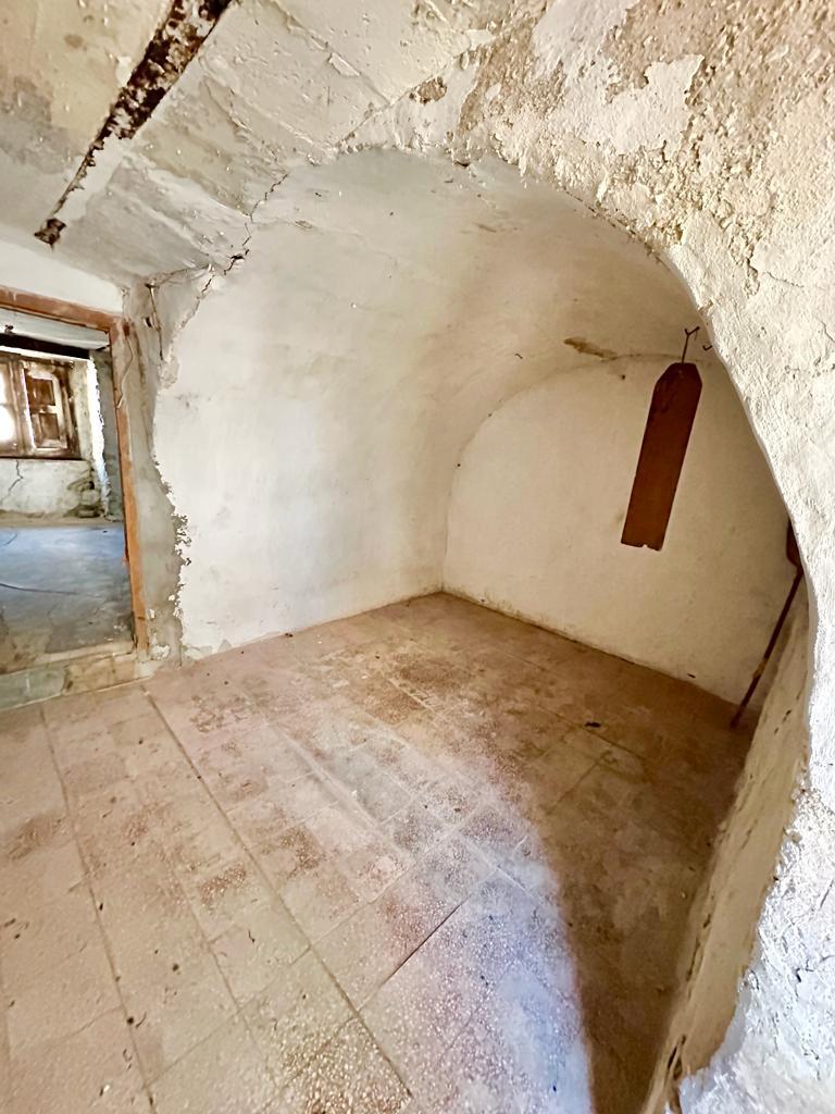 Casa singola in Vendita a Giuliana Centro Storico (Palermo)