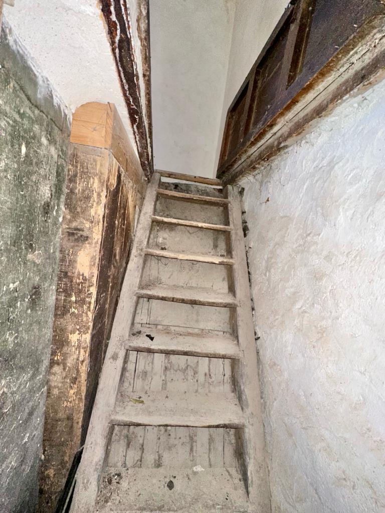 Casa singola in Vendita a Giuliana Centro Storico (Palermo)