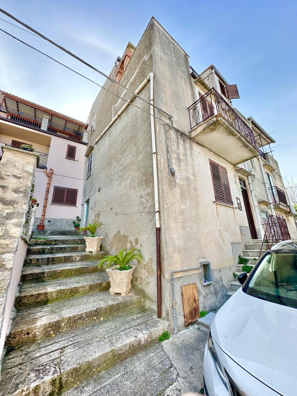 Casa singola in Vendita a Chiusa Sclafani San Leonardo (Palermo)