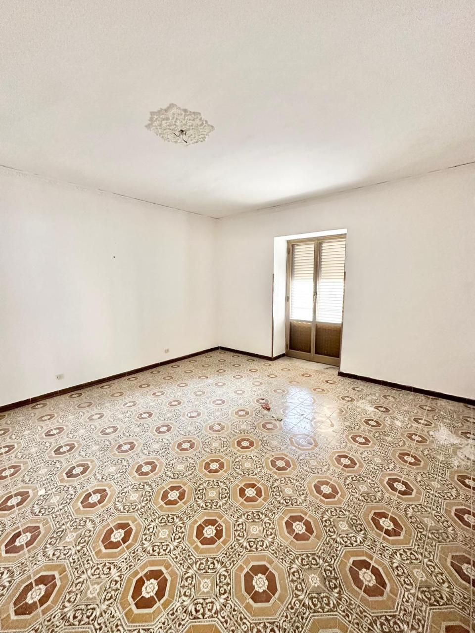 Casa singola in Vendita a Bisacquino Centro Storico (Palermo)