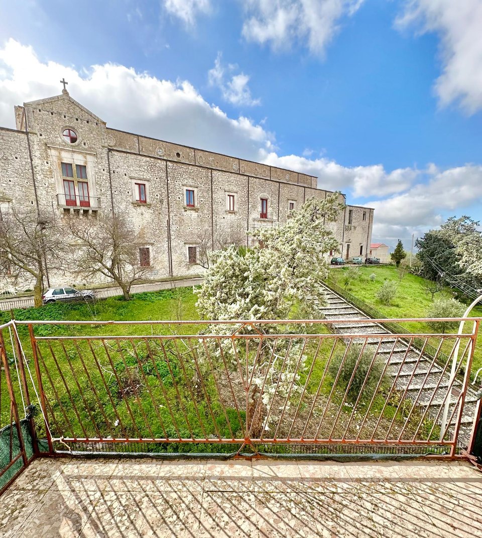 Casa singola in Vendita a Chiusa Sclafani San Leonardo (Palermo)