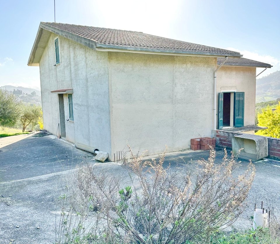 Villa in Vendita a Chiusa Sclafani Mallà (Palermo)