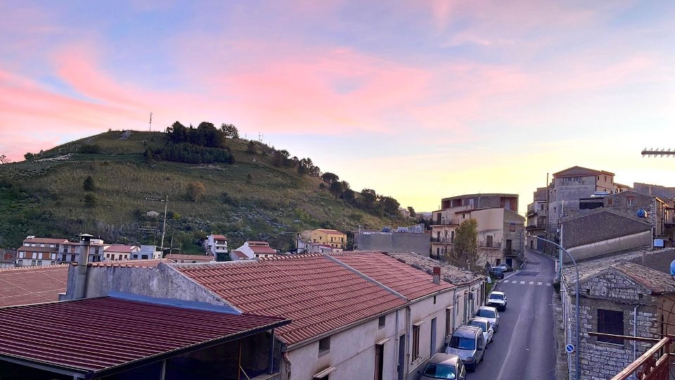 Casa singola in Vendita a Giuliana Centro Storico (Palermo)