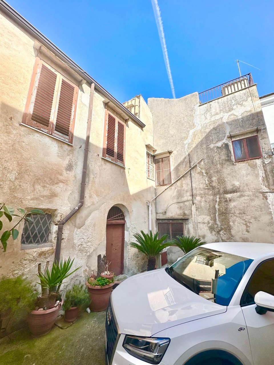 Casa singola in Vendita a Giuliana Centro Storico (Palermo)