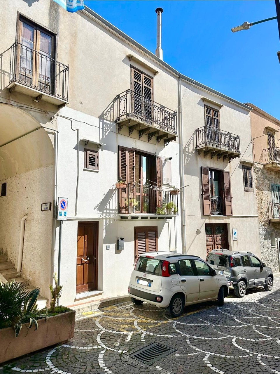 Casa singola in Vendita a Bisacquino Centro Storico (Palermo)