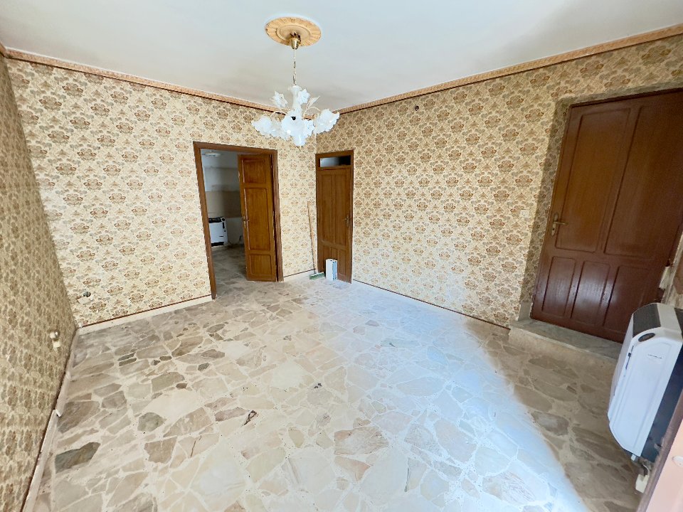 Casa singola in Vendita a Chiusa Sclafani San Michele (Palermo)