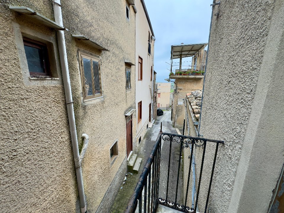 Casa singola in Vendita a Chiusa Sclafani San Michele (Palermo)