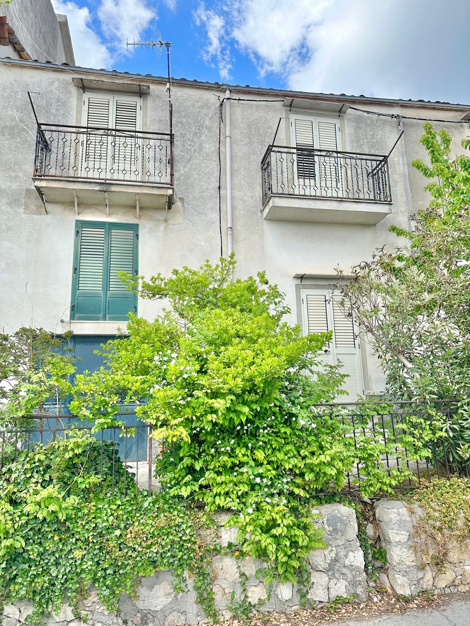 Casa singola in Vendita a Bisacquino Centro Storico (Palermo)