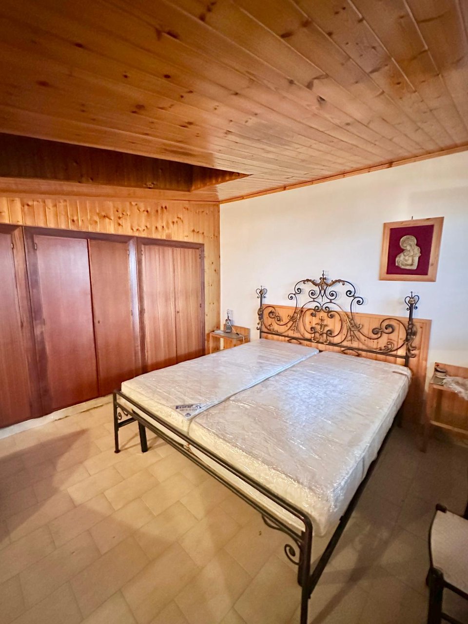 Casa singola in Vendita a Palazzo Adriano Centro storico (Palermo)