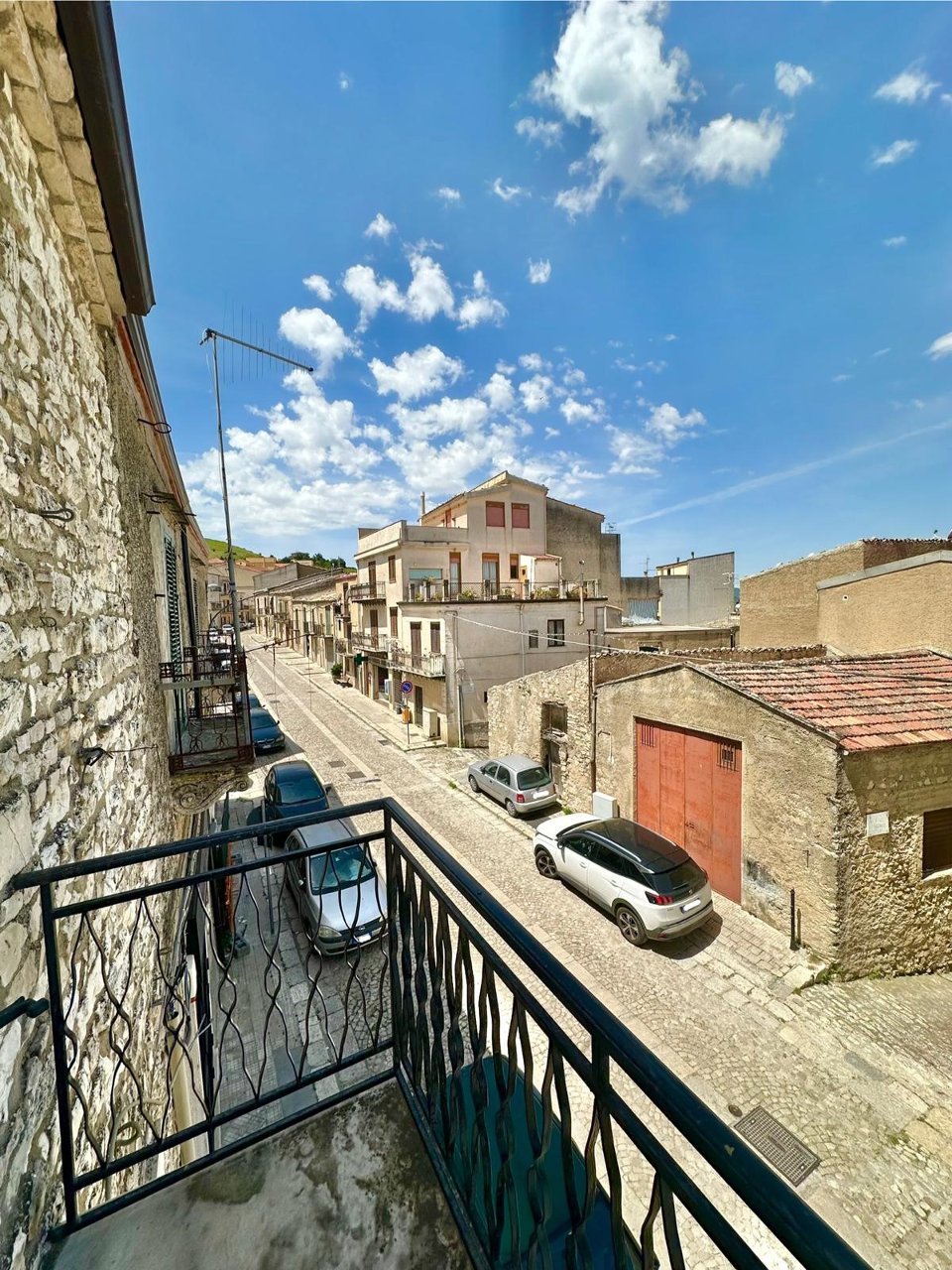 Casa singola in Vendita a Palazzo Adriano Centro storico (Palermo)