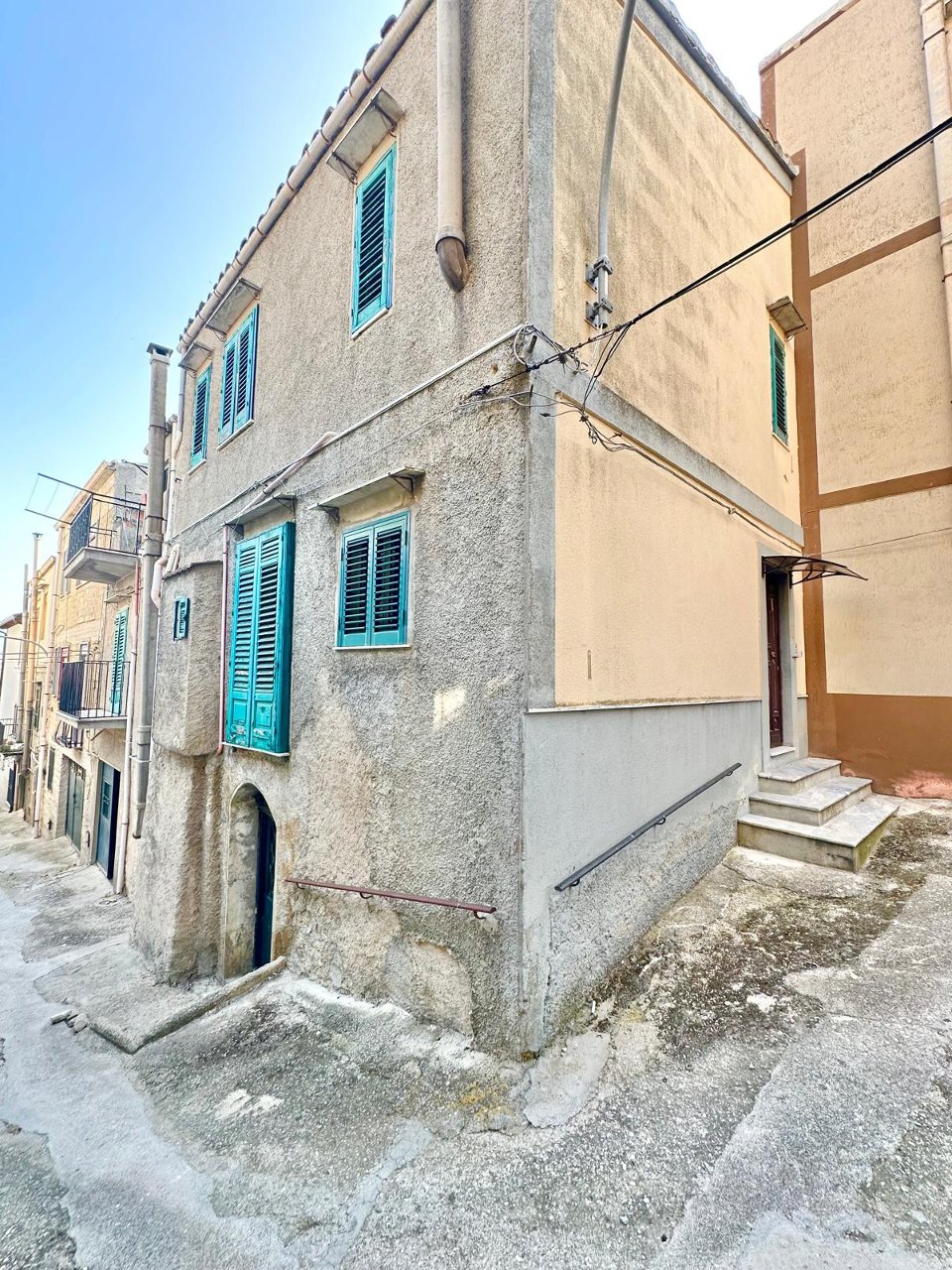 Casa singola in Vendita a Bisacquino Centro Storico (Palermo)