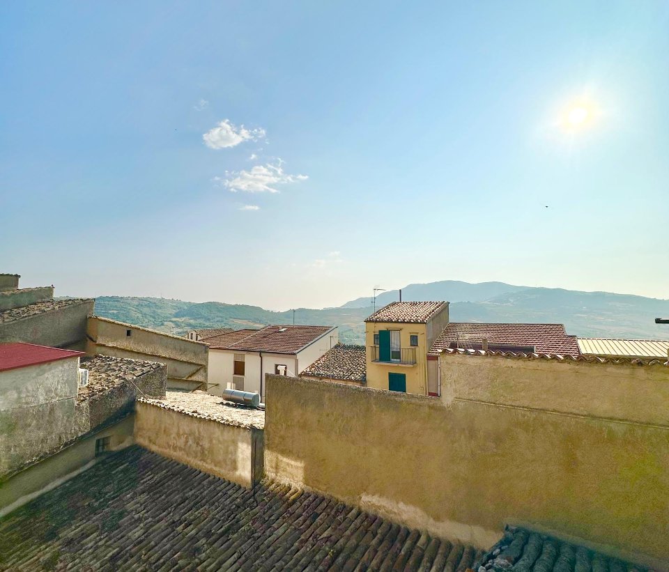 Casa singola in Vendita a Bisacquino Centro Storico (Palermo)