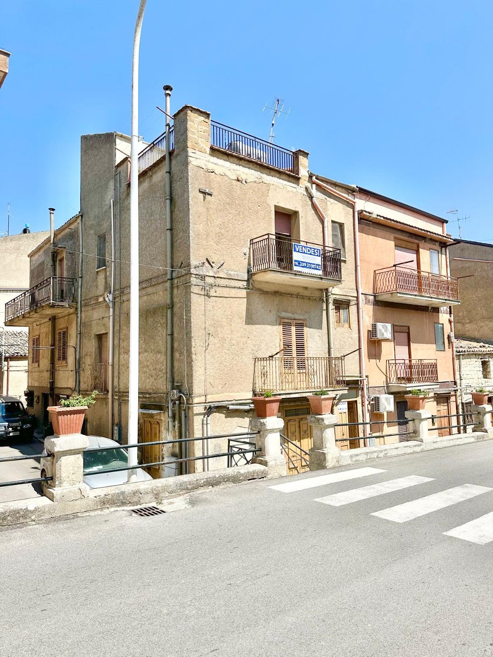 Appartamento in Vendita a Campofiorito (Palermo)