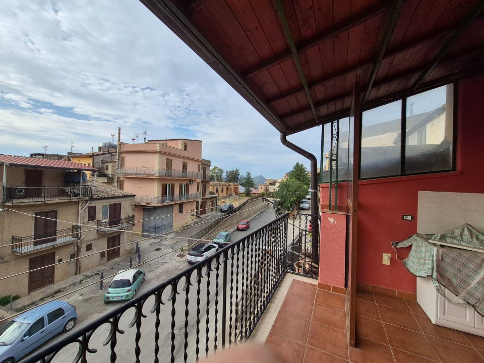 Casa singola in Vendita a Vicari (Palermo)