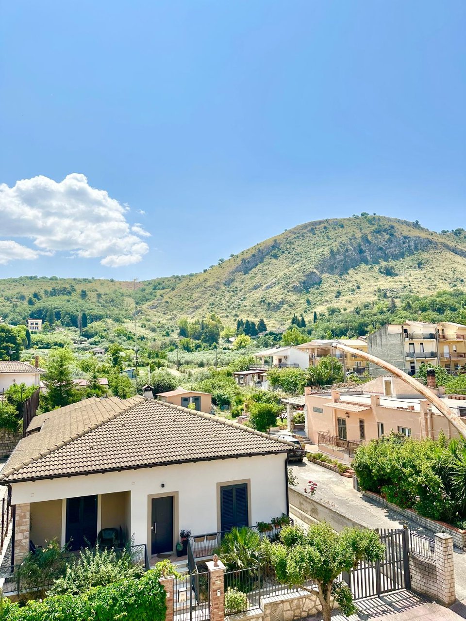 Appartamento in Vendita a Campofiorito (Palermo)