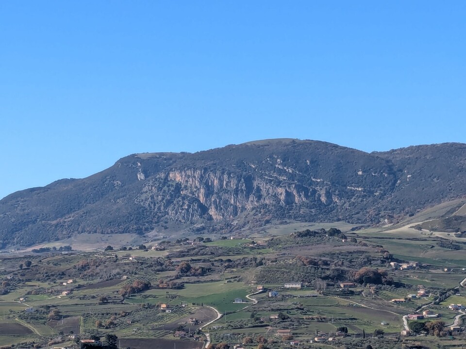 Appartamento in Vendita a Bisacquino Centro Storico (Palermo)
