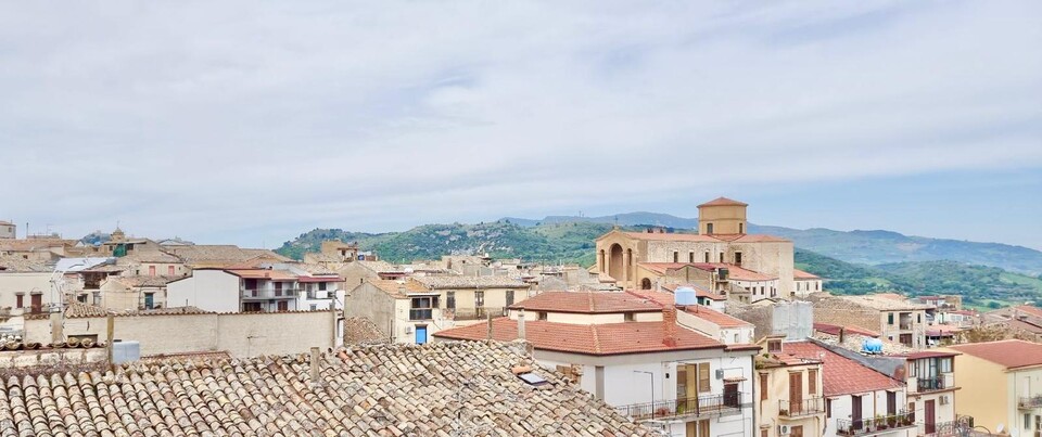 Casa singola in Vendita a Chiusa Sclafani Santa Rosalia (Palermo)