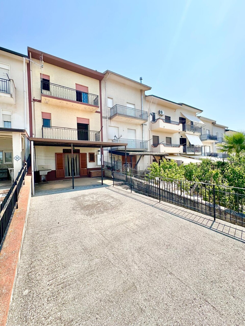 Casa a schiera - porzione centrale in Vendita a Chiusa Sclafani Santa Lucia (Palermo)