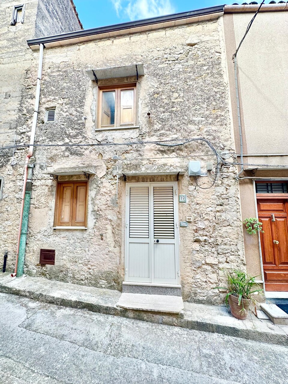 Casa singola in Vendita a Bisacquino Centro Storico (Palermo)