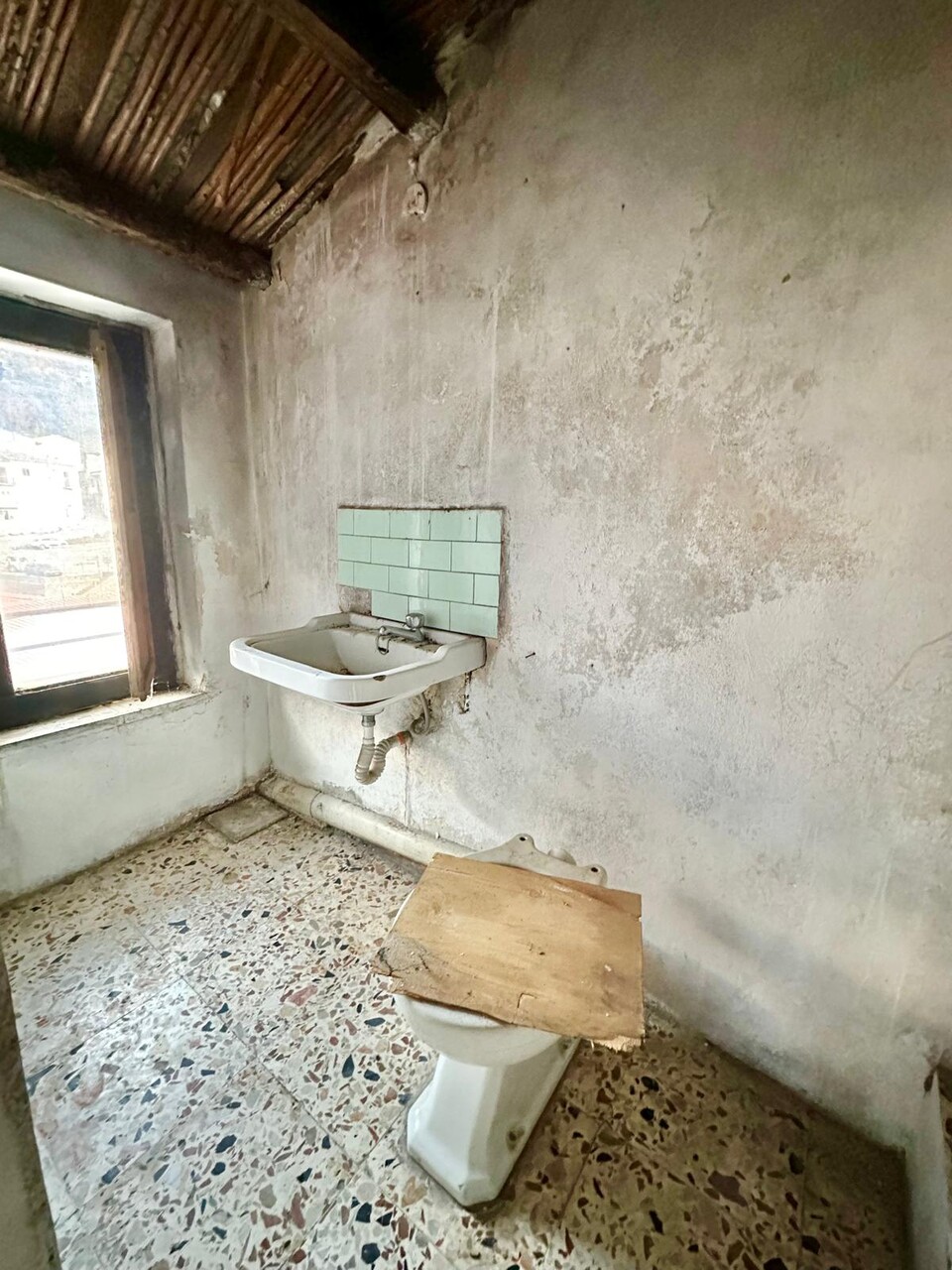 Casa singola in Vendita a Chiusa Sclafani Largo Conte (Palermo)