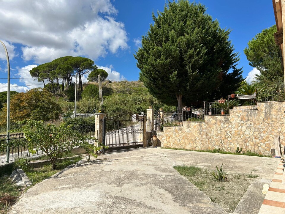 Villa indipendente in Vendita a Chiusa Sclafani C/da Mallà (Palermo)