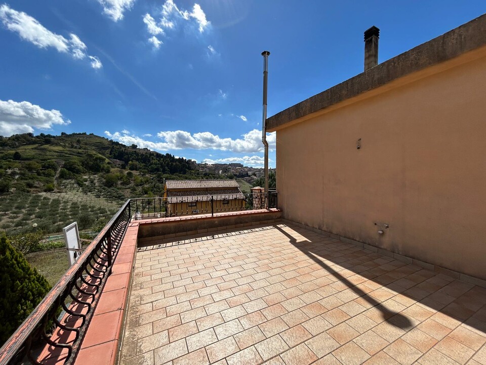 Villa indipendente in Vendita a Chiusa Sclafani C/da Mallà (Palermo)