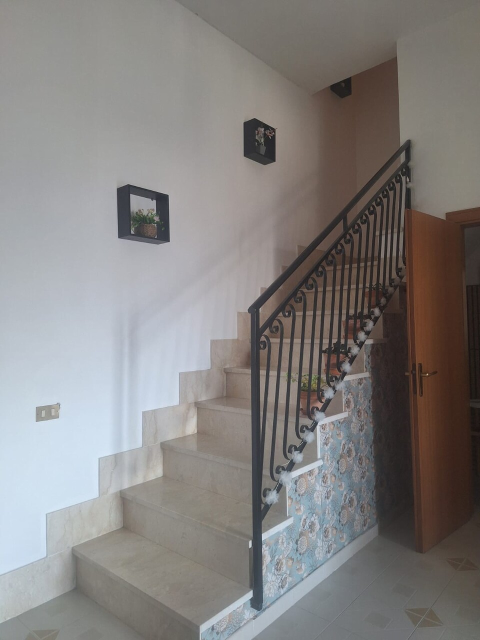 Casa singola in Vendita a Bisacquino Cappuccini (Palermo)