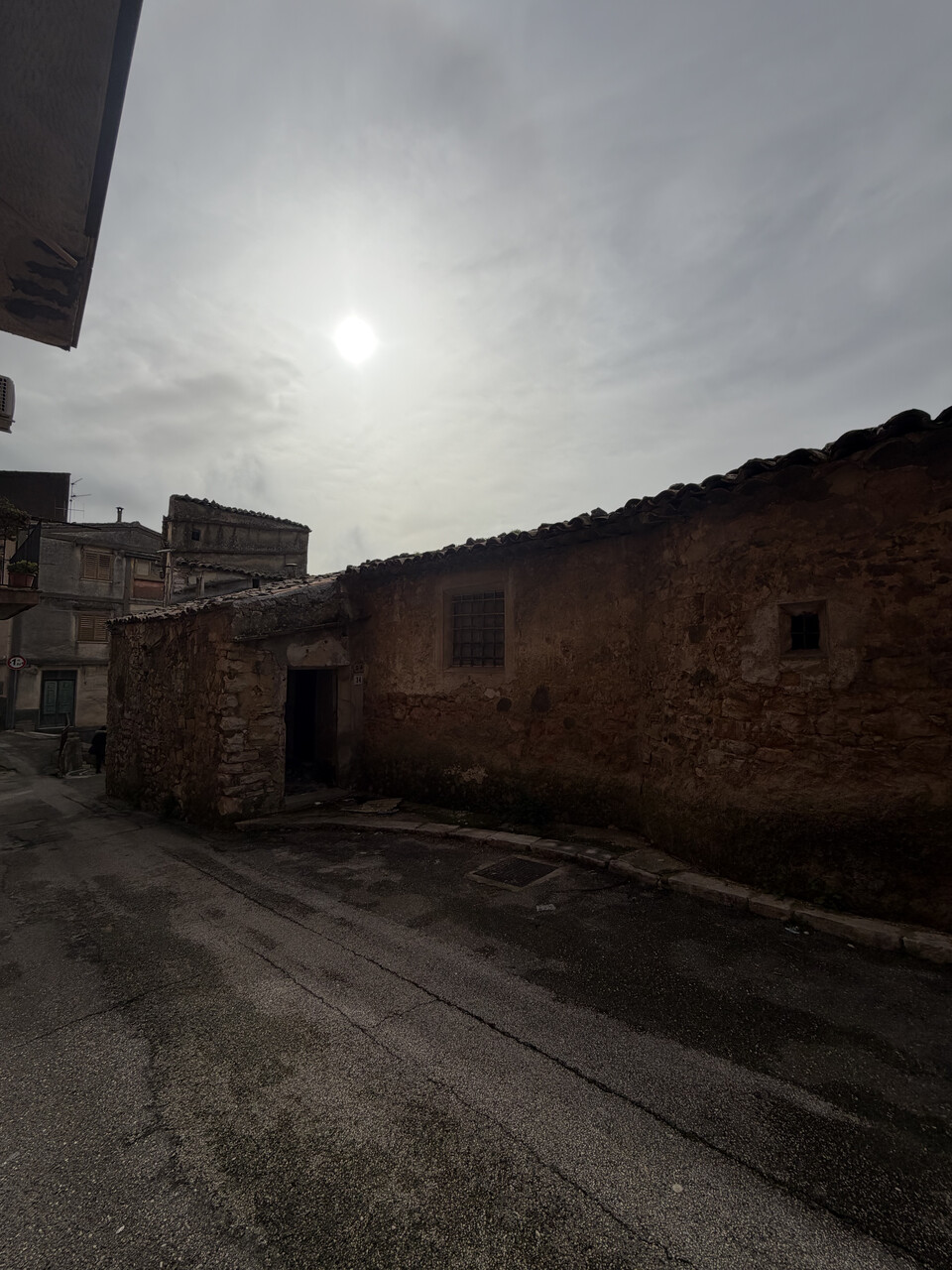 Palazzo / Edificio in Vendita a Bisacquino (Palermo)