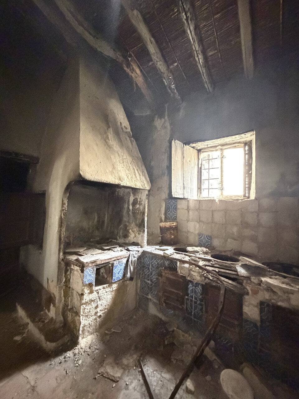 Palazzo / Edificio in Vendita a Bisacquino (Palermo)