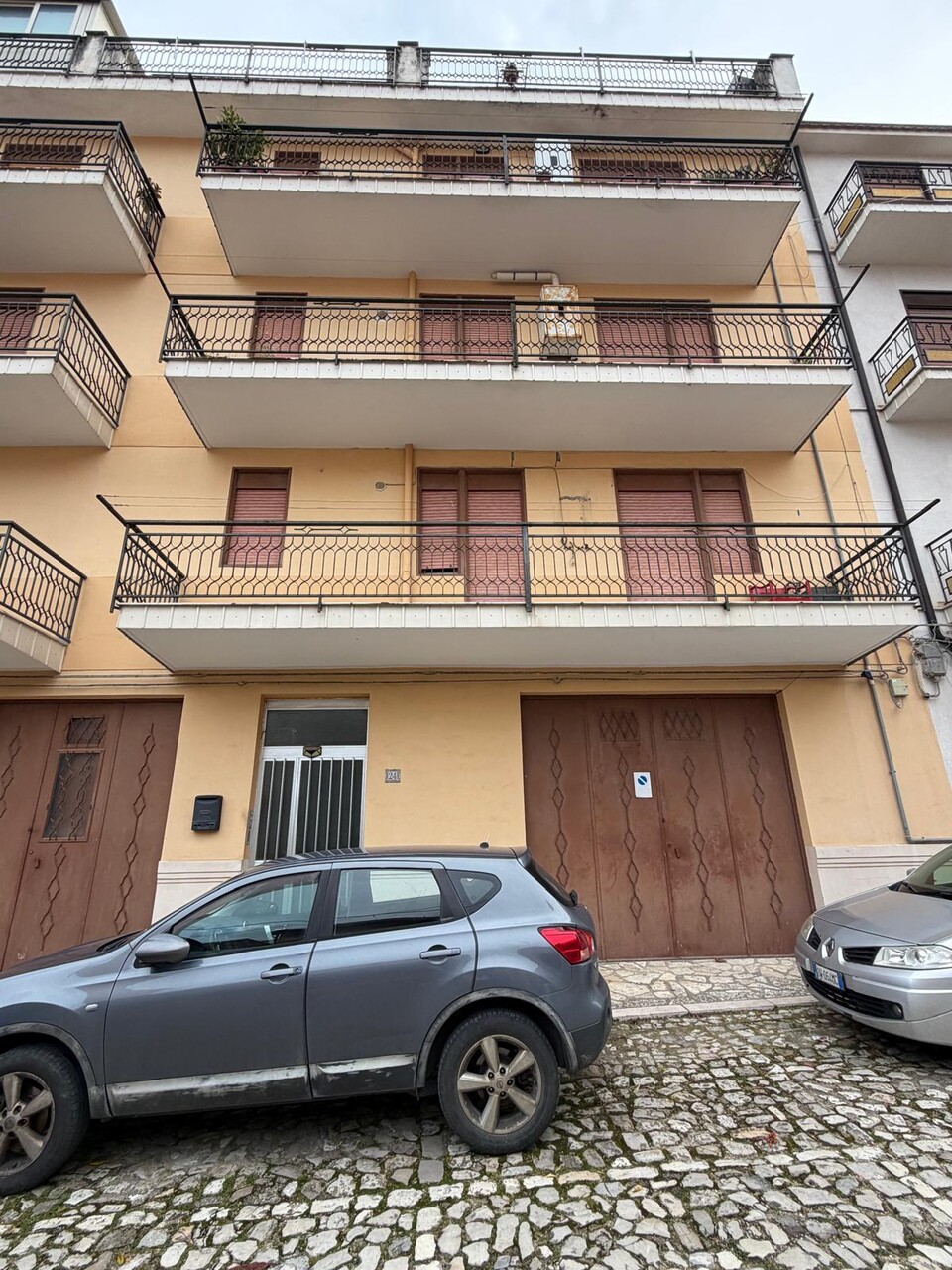 Appartamento in Vendita a Palazzo Adriano (Palermo)