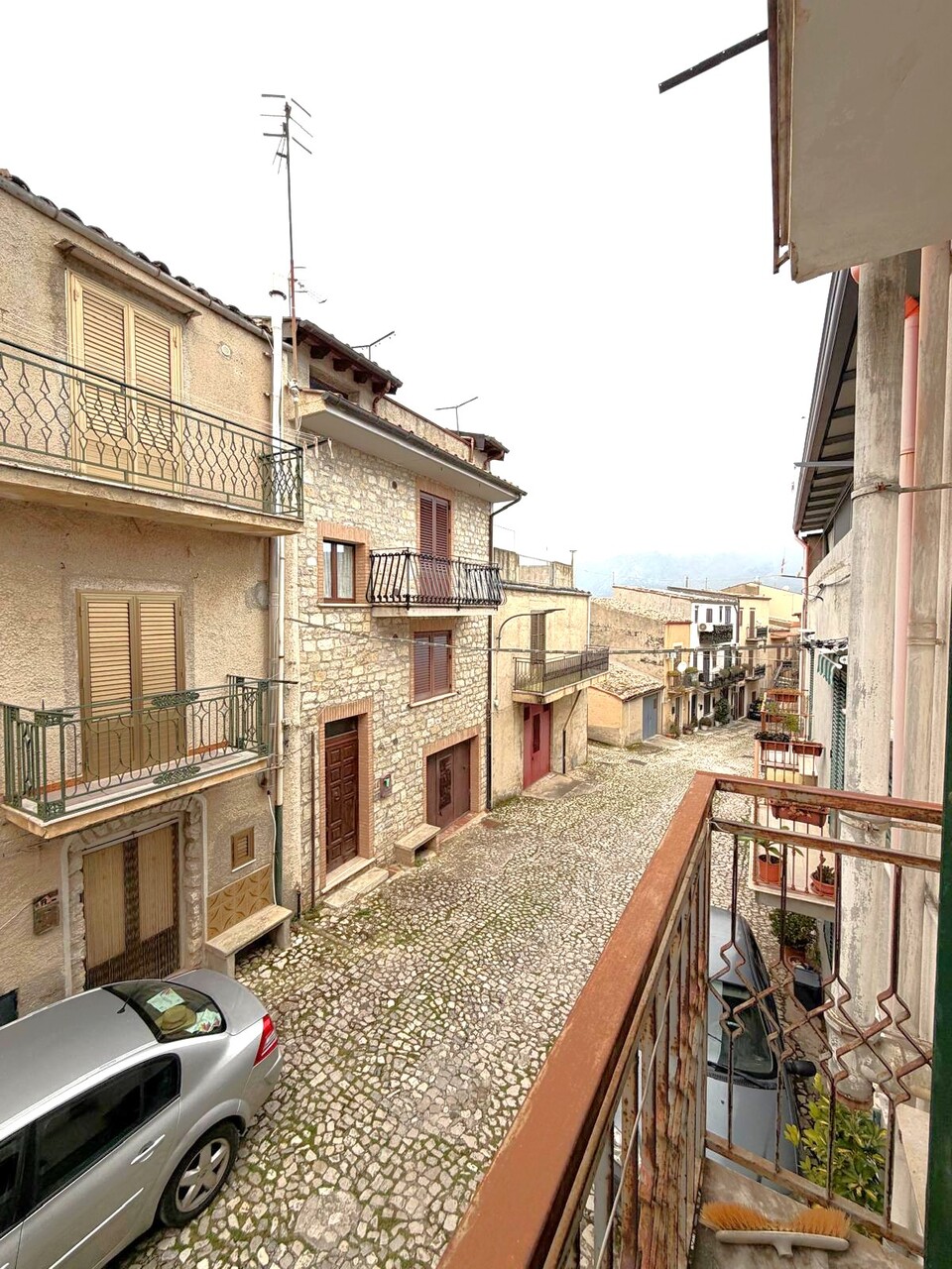 Casa singola in Vendita a Palazzo Adriano (Palermo)