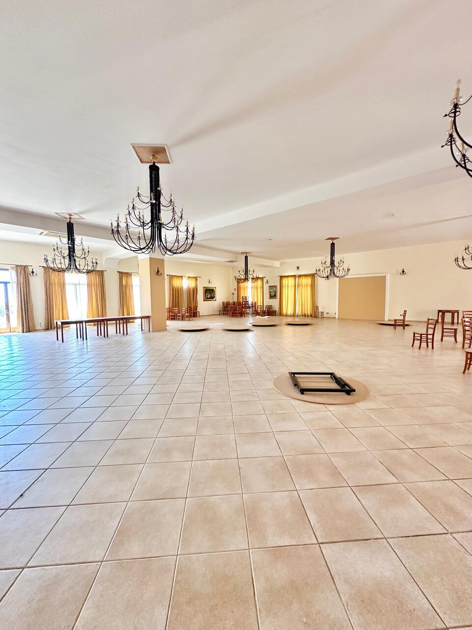 Albergo in Vendita a Burgio (Agrigento)