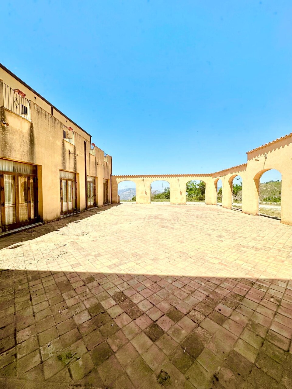 Albergo in Vendita a Burgio (Agrigento)