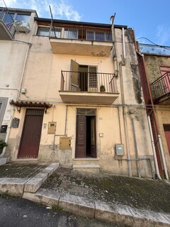 Casa singola in Vendita a Chiusa Sclafani (Palermo)