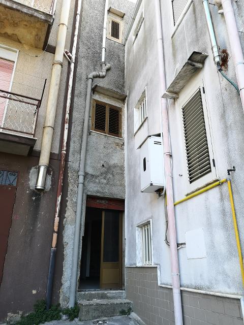 Casa singola in Vendita a Bisacquino Centro Storico (Palermo)