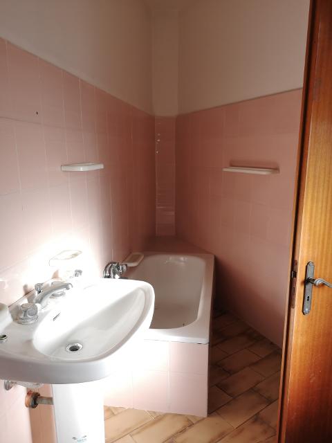 Fabbricato indipendente in Vendita a Giuliana (Palermo)