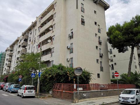 Appartamento in Vendita a Palermo Belgio
